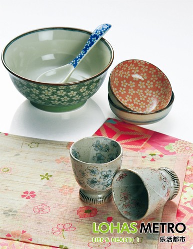 不同季节使用的餐具