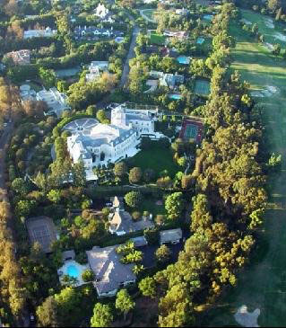 ������������Ƭ������-˹����(Aaron Spelling)�ĺ�լ