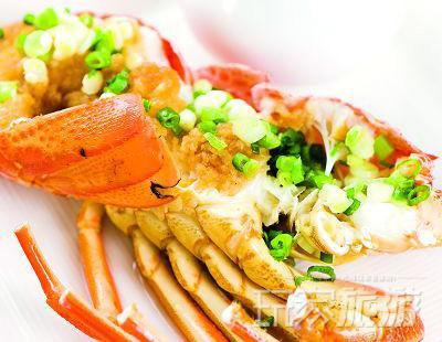 龙虾与鳕鱼的白色诱惑