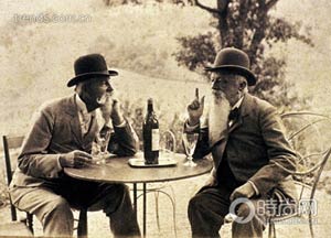 名流们和胡须的“时尚纠葛”