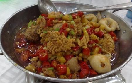 干锅鱼杂