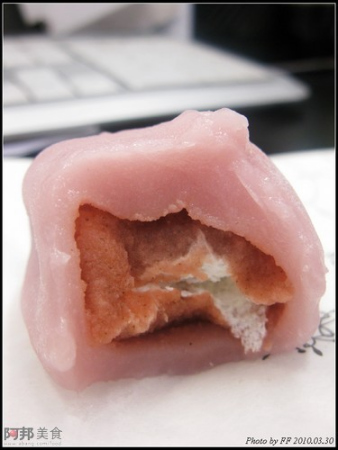 最内层是甜而不腻的鲜奶油 最内层是甜而不腻的鲜奶油