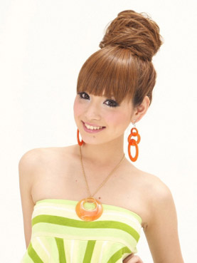 清爽无敌花苞头