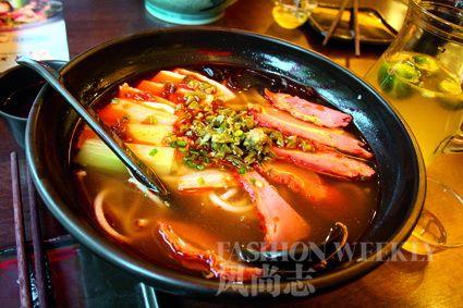 酸辣烤鹅米线