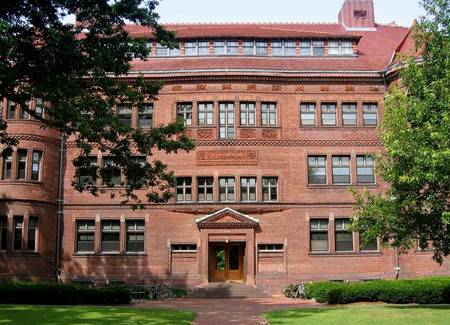 美国几所顶尖大学的校园风光