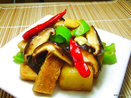 东华门夜市和白塔寺涮羊肉一条街