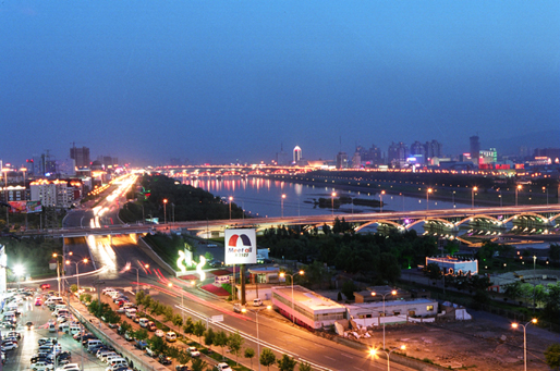 ����������ʡ�ᡣ̫ԭҹ���� - qizigu - һ��һ����