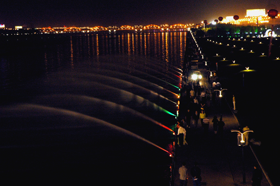 ����������ʡ�ᡣ̫ԭҹ���� - qizigu - һ��һ����