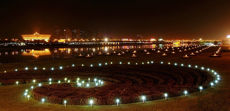 ����������ʡ�ᡣ̫ԭҹ���� - qizigu - һ��һ����