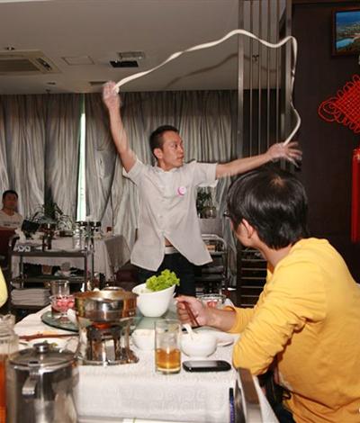 半个月亮精致小火锅 半个月亮精致小火锅