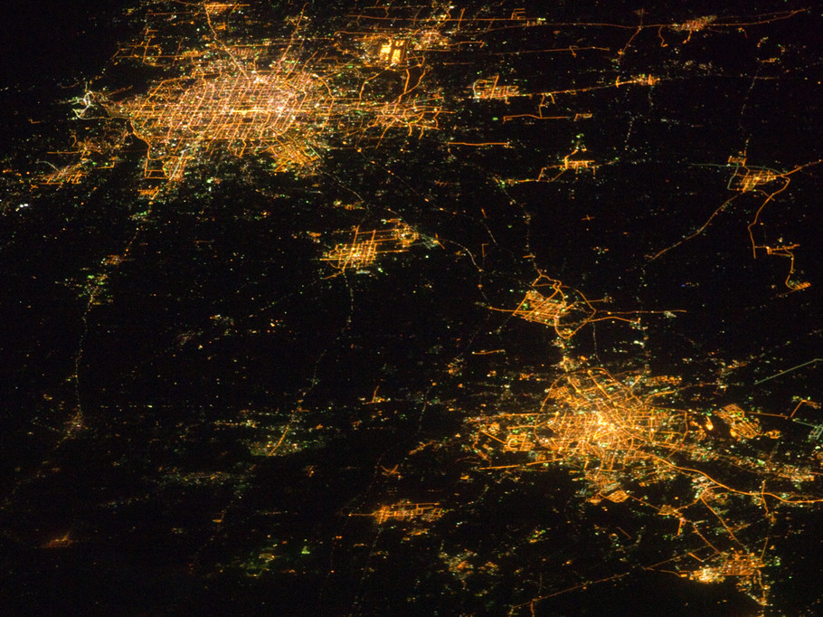 太空拍北京天津夜景