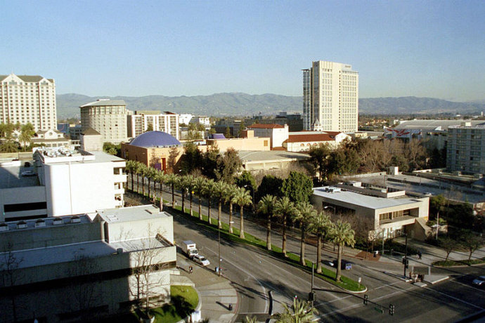 大学城：圣何塞（San José） (加利福尼亚州)