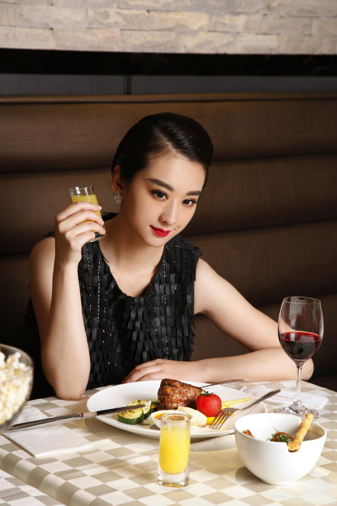 穆婷婷  舌尖上的曼妙