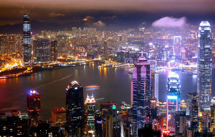 放慢你的脚步,沿着港铁游香港