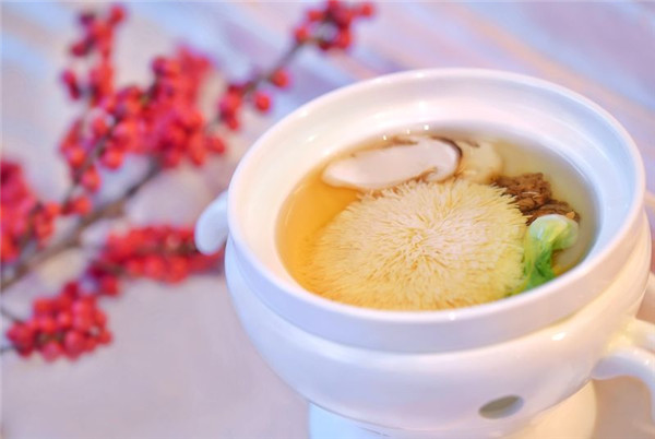国宴里的淮扬菜：上汤参茸炖绣球
