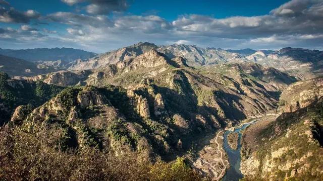 秋天国内最美的7条骑行线路