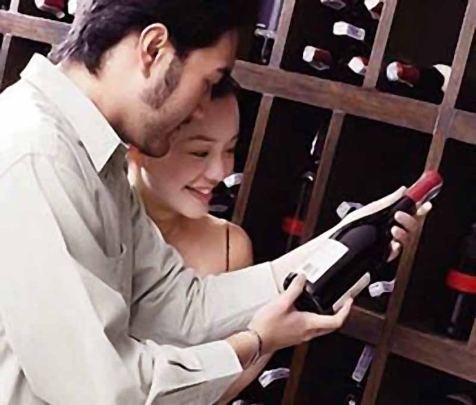 细数那些眼熟的进口红酒缩写