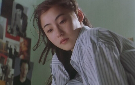 最适合女人穿的这6件衬衫