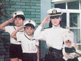 电视剧《妈妈吉利小叮当》主题曲--《我们是最好的朋友》