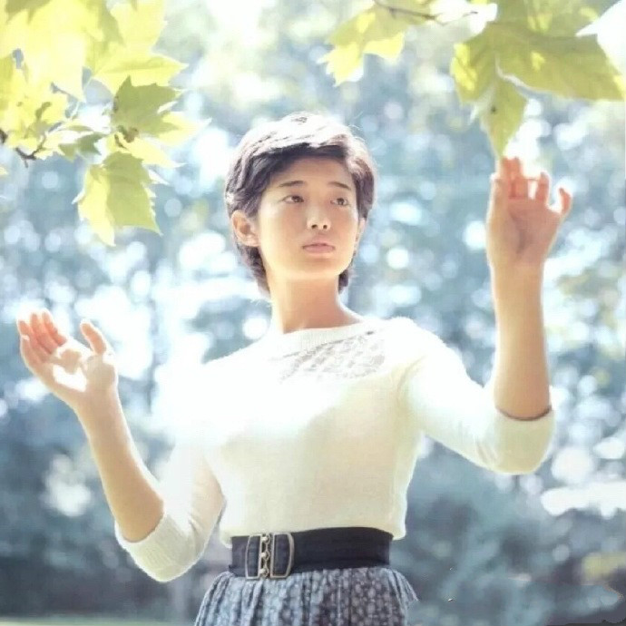 电视剧《命运》主题歌--《赤的命运》山口百惠
