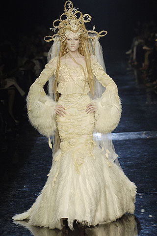 Jean Paul Gaultier的哥特式风格