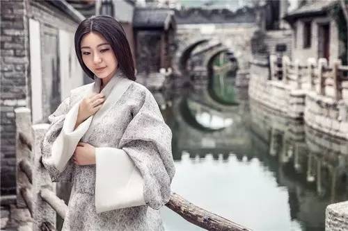  刘珂矣《半壶纱》