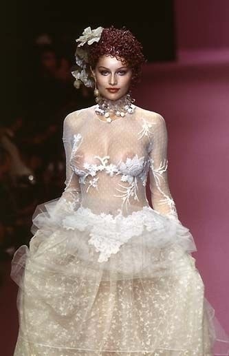 法国的性感女神--拉蒂迪亚-科斯塔（Laetitia Casta ）