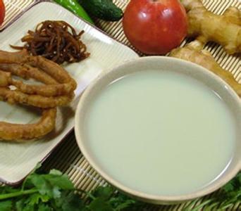 从喝豆汁看老北京人