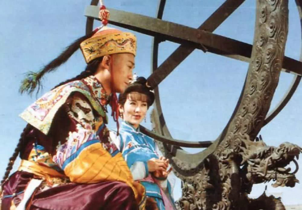 电视剧《戏说乾隆》主题曲--《浪荡江山》（郑少秋）