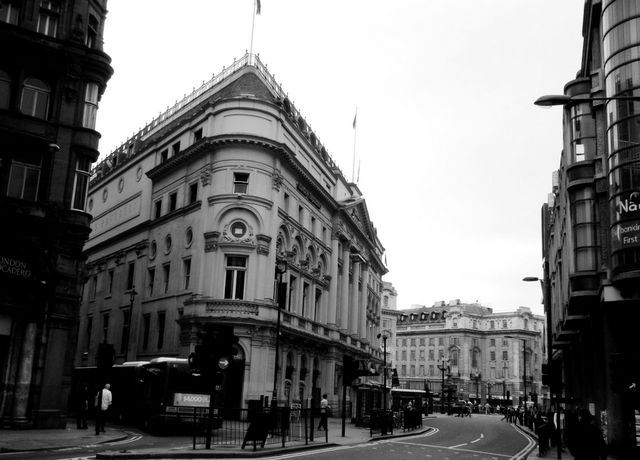 伦敦的街道 Streets of London