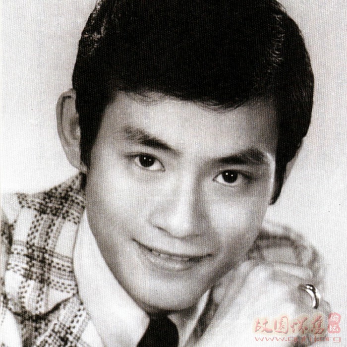 郑少秋 《不必计较》