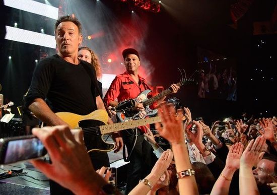Bruce Springsteen和Patti Smith《Because Th