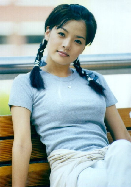 韩国女星蔡琳