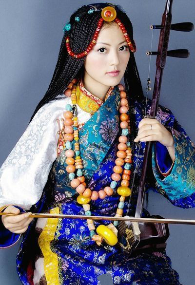 《天边》（藏）降央卓玛
