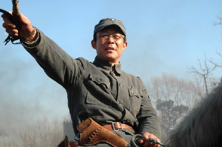  电视剧《陈赓大将》主题曲--《你一直在路上》黄学新