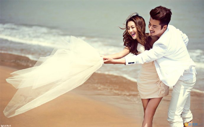 《让我们成为更有爱心的人 》The More Loving One