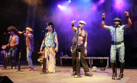 Village People-《Y.M.C.A.》