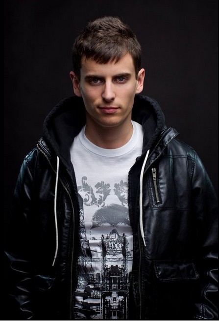 Stand Up——Mike Tompkins