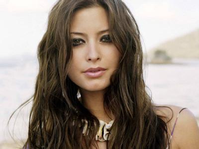 圣洁凡蕾丝（Holly Valance）--翻滚（Roll Over）