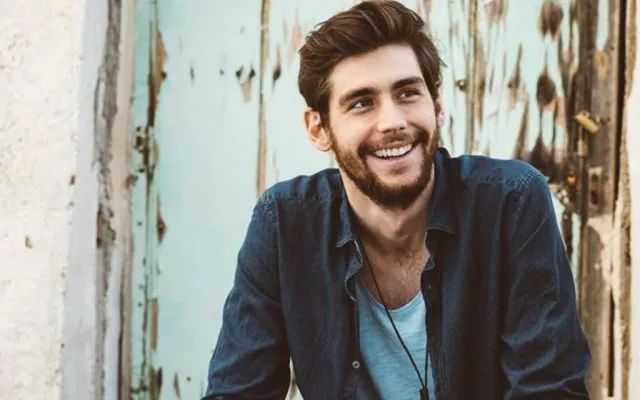 西班牙民谣歌手Alvaro Soler – Sofia（索菲亚）