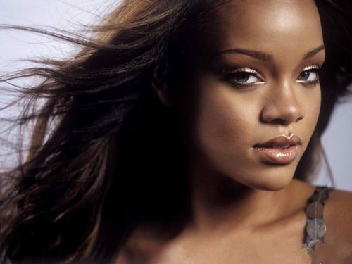 Rihanna《Love the Way You Lie （Part II）》 