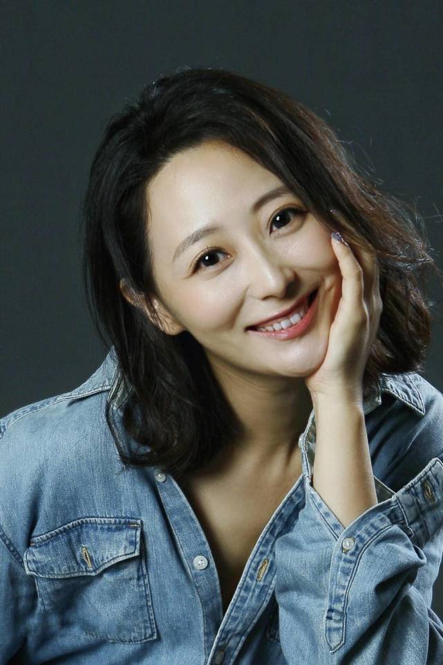 电视剧《完美关系》片尾曲--《时光成语花落地》宇恒宇）