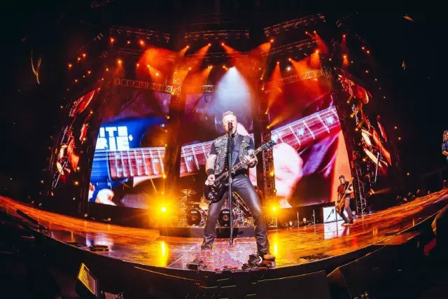 Metallica--Master of puppets