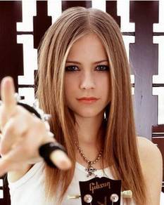 Avril Lavigne《Everybody Hurts》