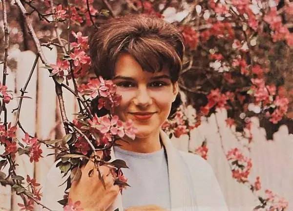  Little Peggy March《I Will Follow Him》