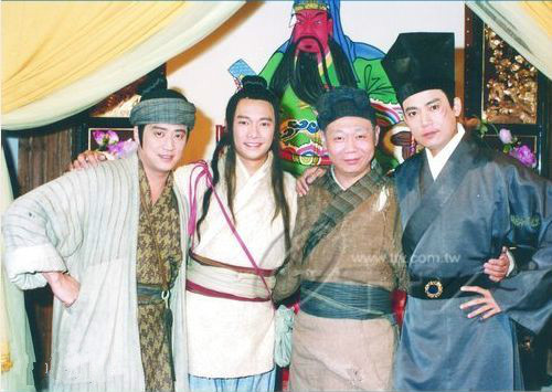 电视剧《英雄少年》主题曲 --《快乐似神仙》赵传