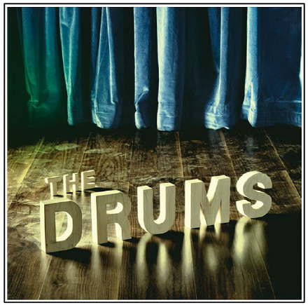 The Drums《Down by the Water》