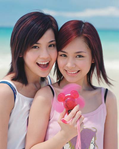 Twins《眼红红》