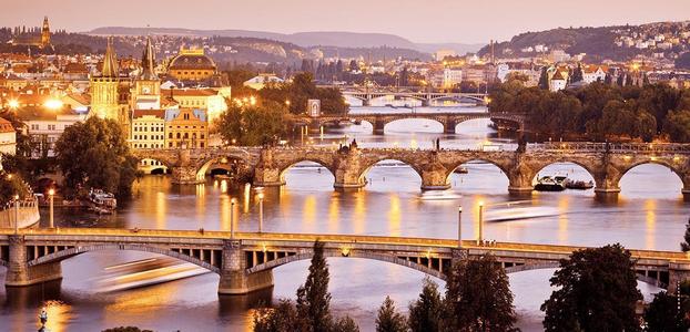 周杰伦蔡依林《布拉格广场》