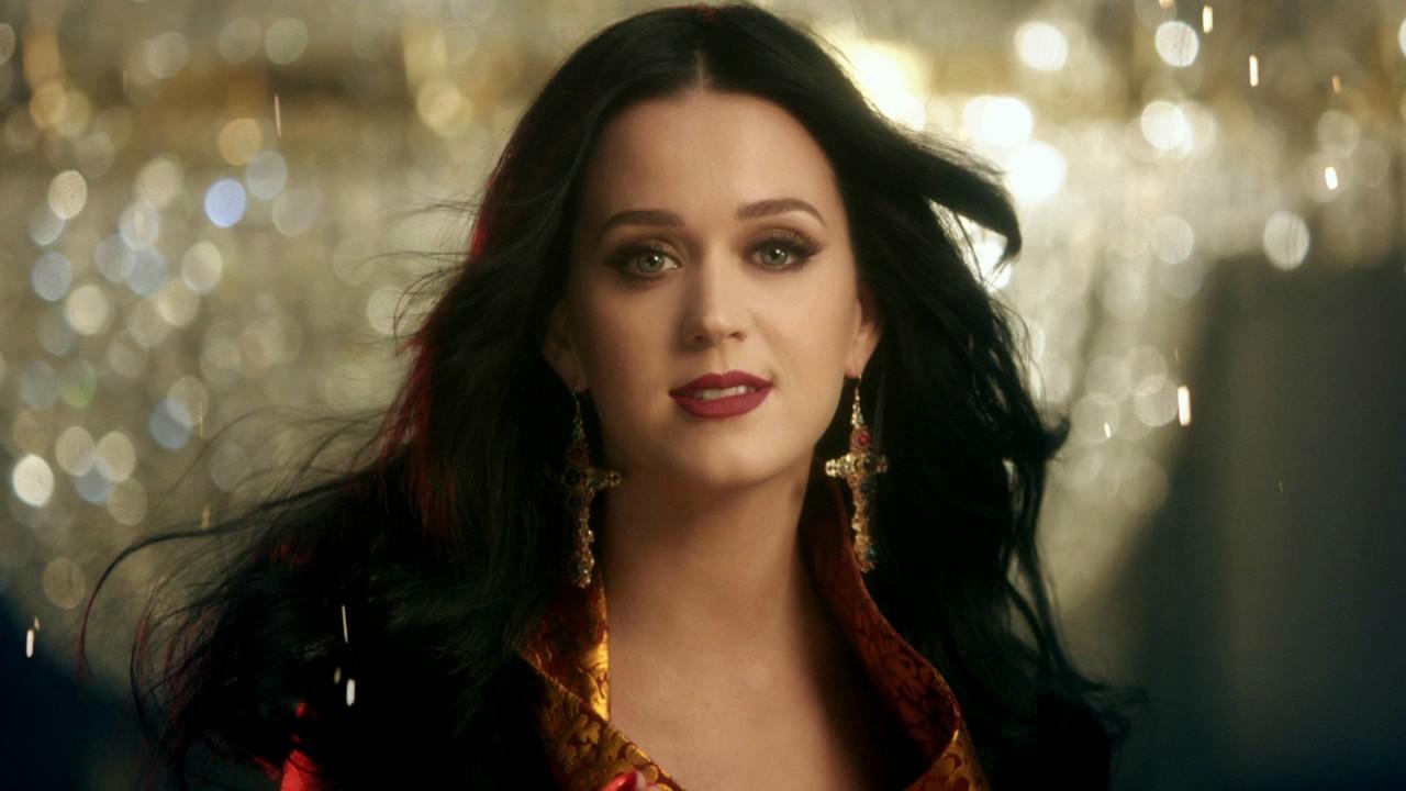《Unconditionally》The X Factor英国版冠军夜现场